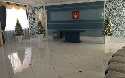 Piastrelle ceramica effetto marmo al Dipartimentoo degli Affari Civili, Russia